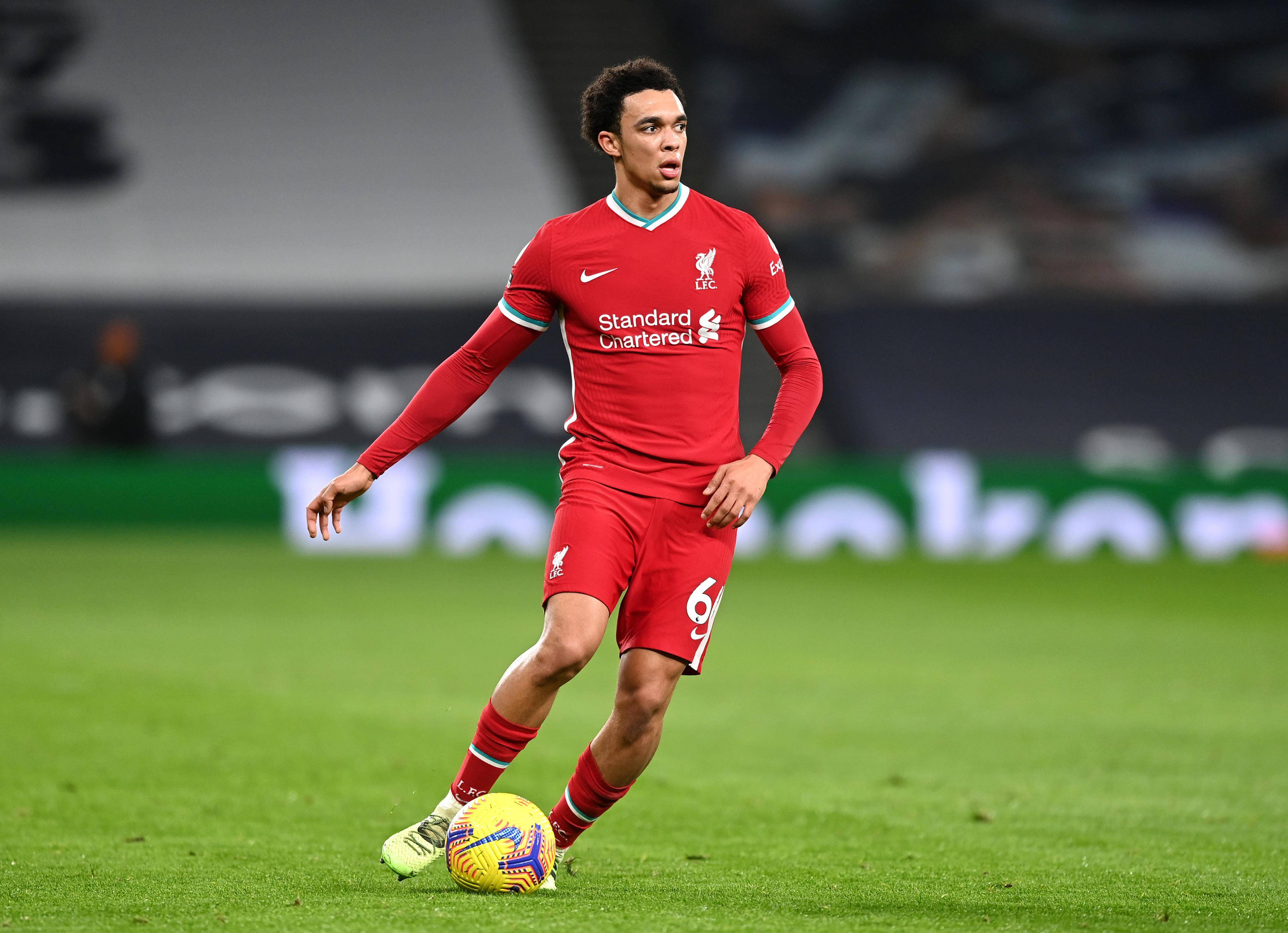 曼联新援表现抢眼,协助球队取胜 曼联新援表现抢眼,协助球队取胜